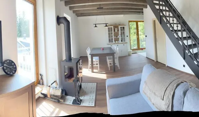 U Kralika, Apartman H, 3 Samostatne Loznice - Mezonet, Vlastni Parkovani, 50 Metru Od Vleku , Vysousece Bot V Lyzarne